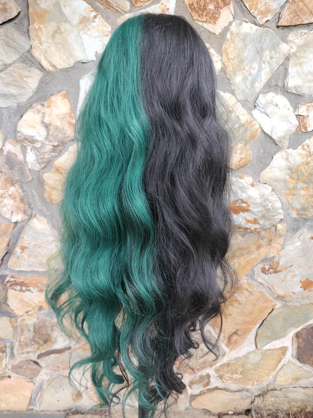 Split color green and black long wavy lace front wig