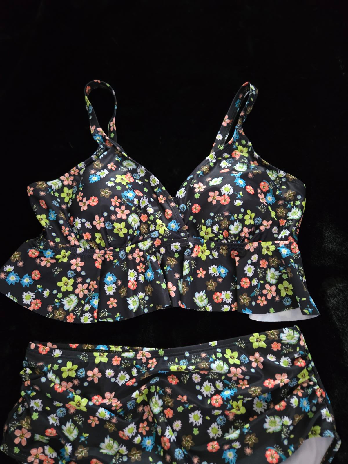 Floral tankini swimsuit