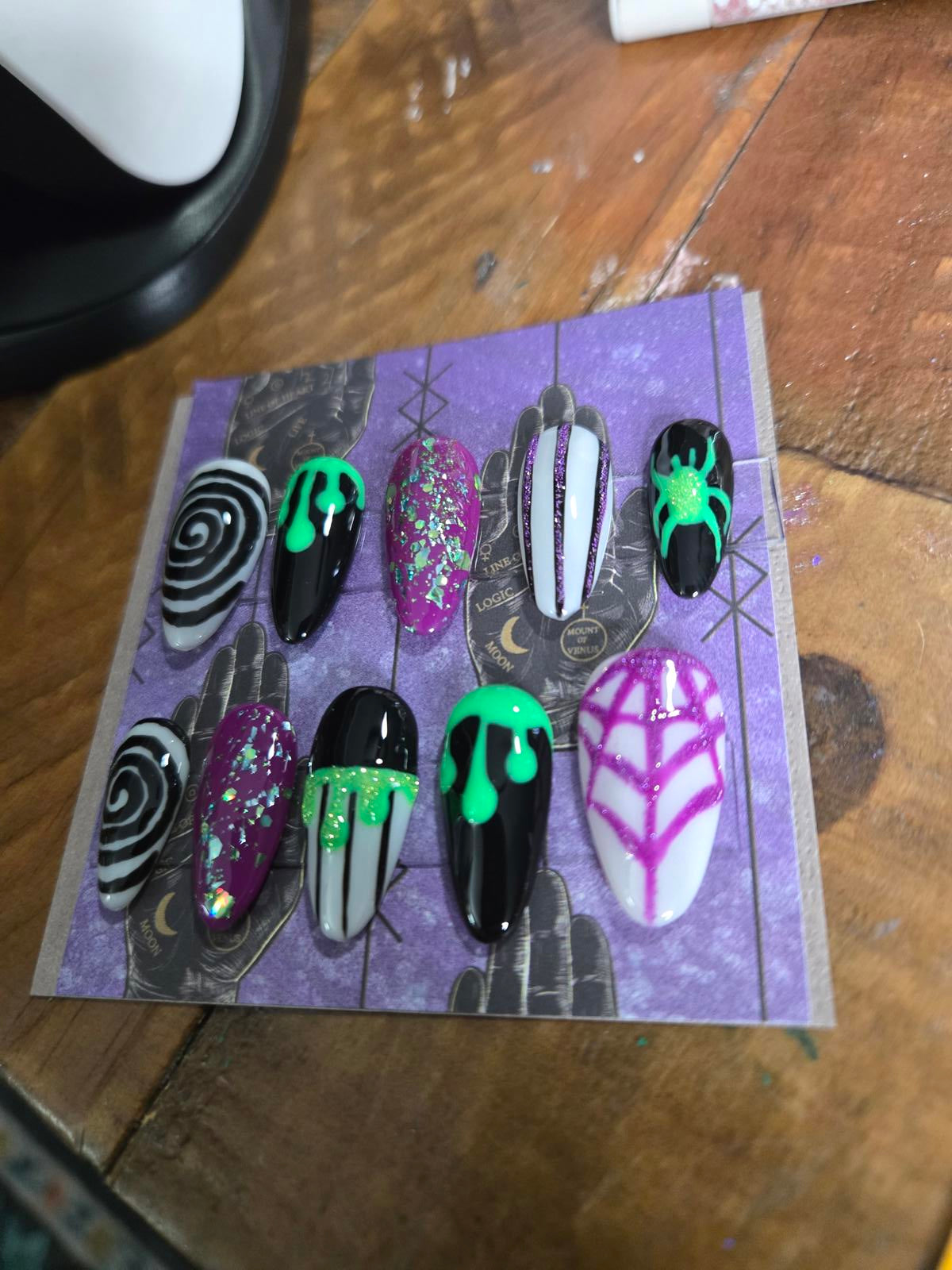 Beetlejuice halloween press on nails custom made