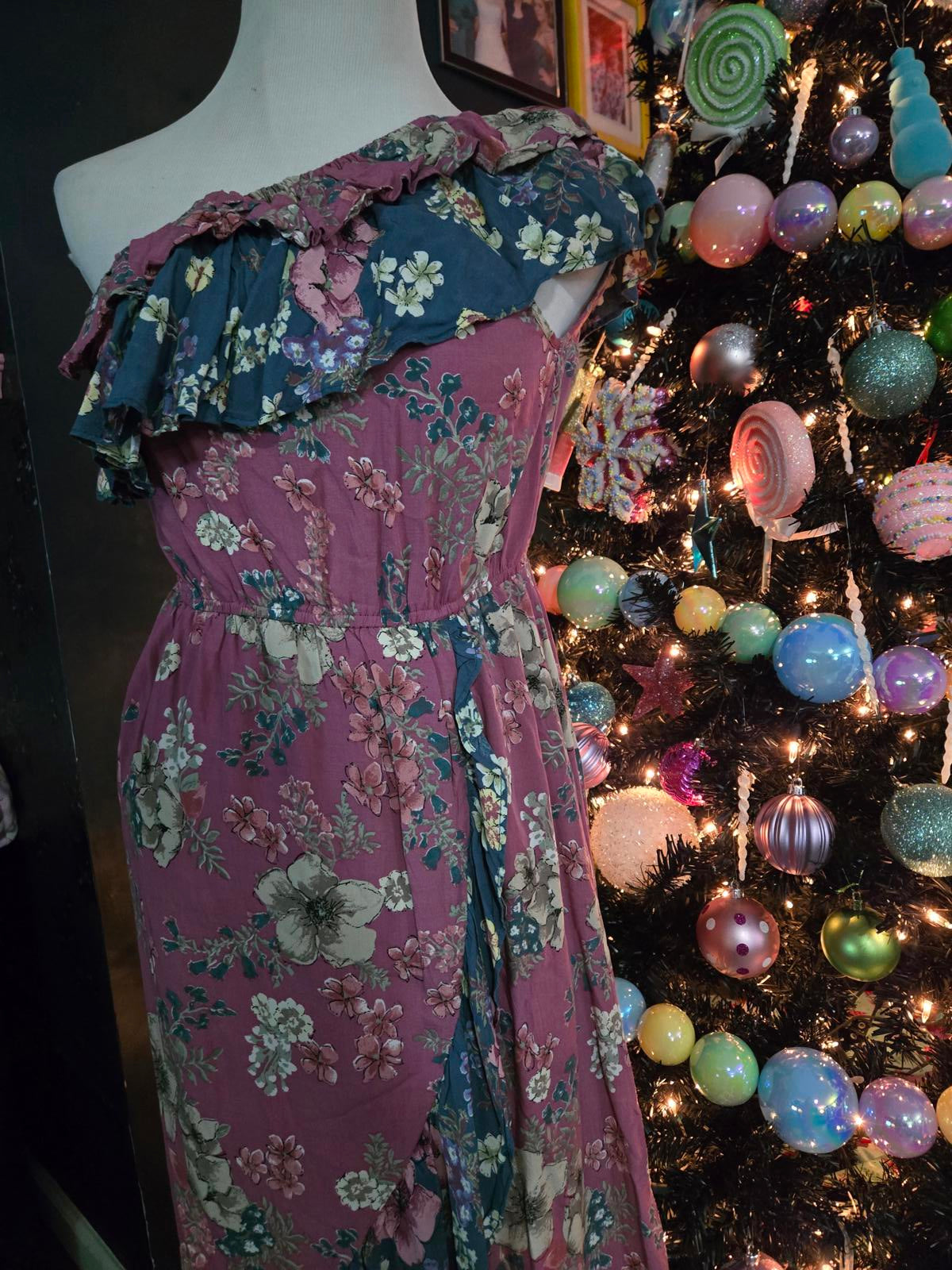 Entro one shoulder floral boho dress NWT