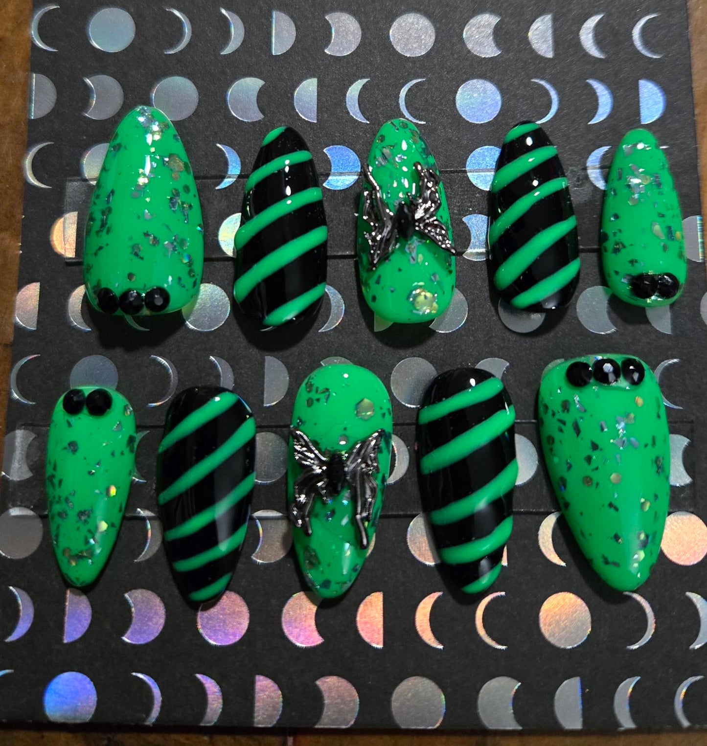 Green and black almond press on nails custom made