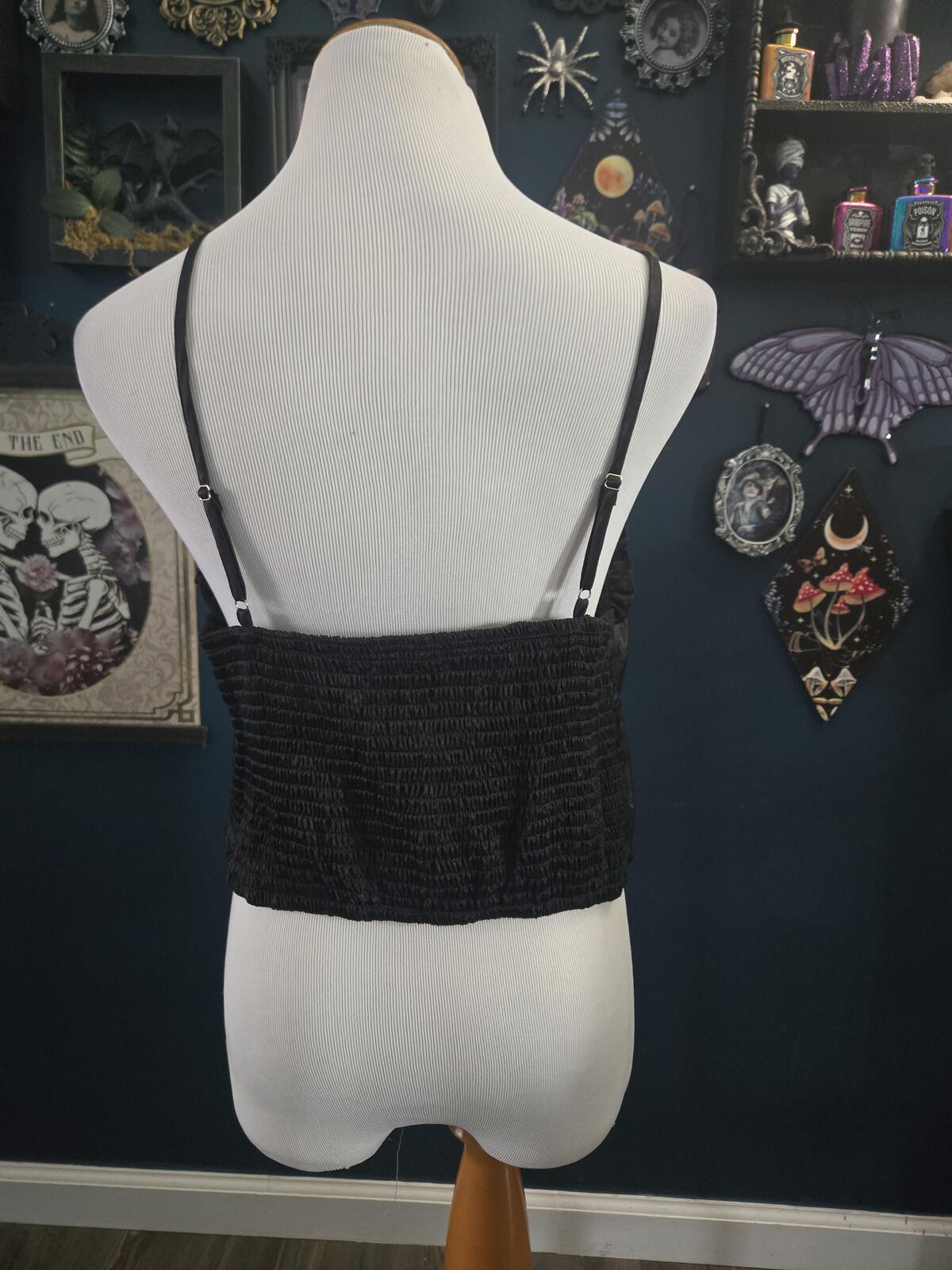 Black sexy lace up satin crop top