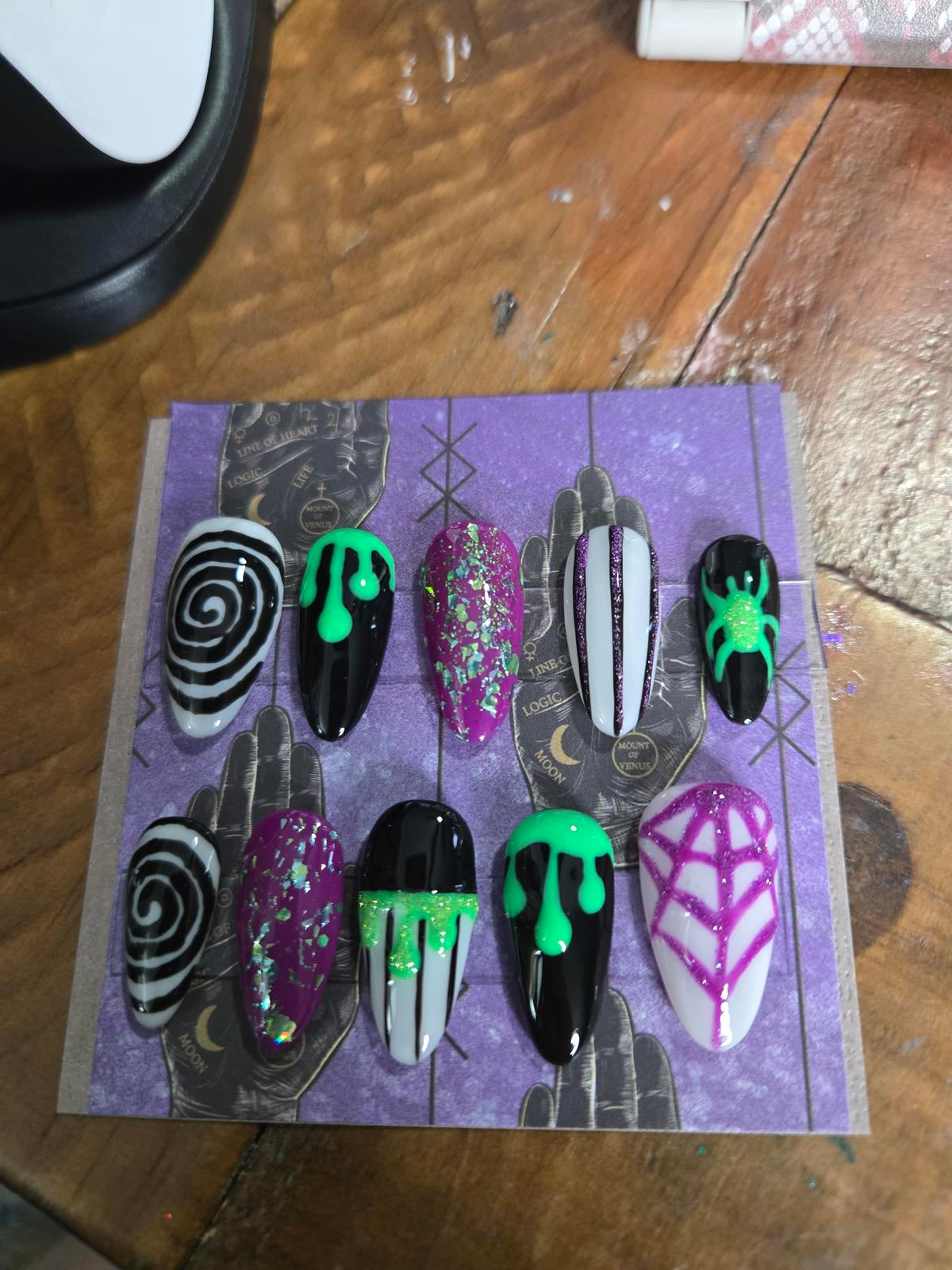 Beetlejuice halloween press on nails custom made