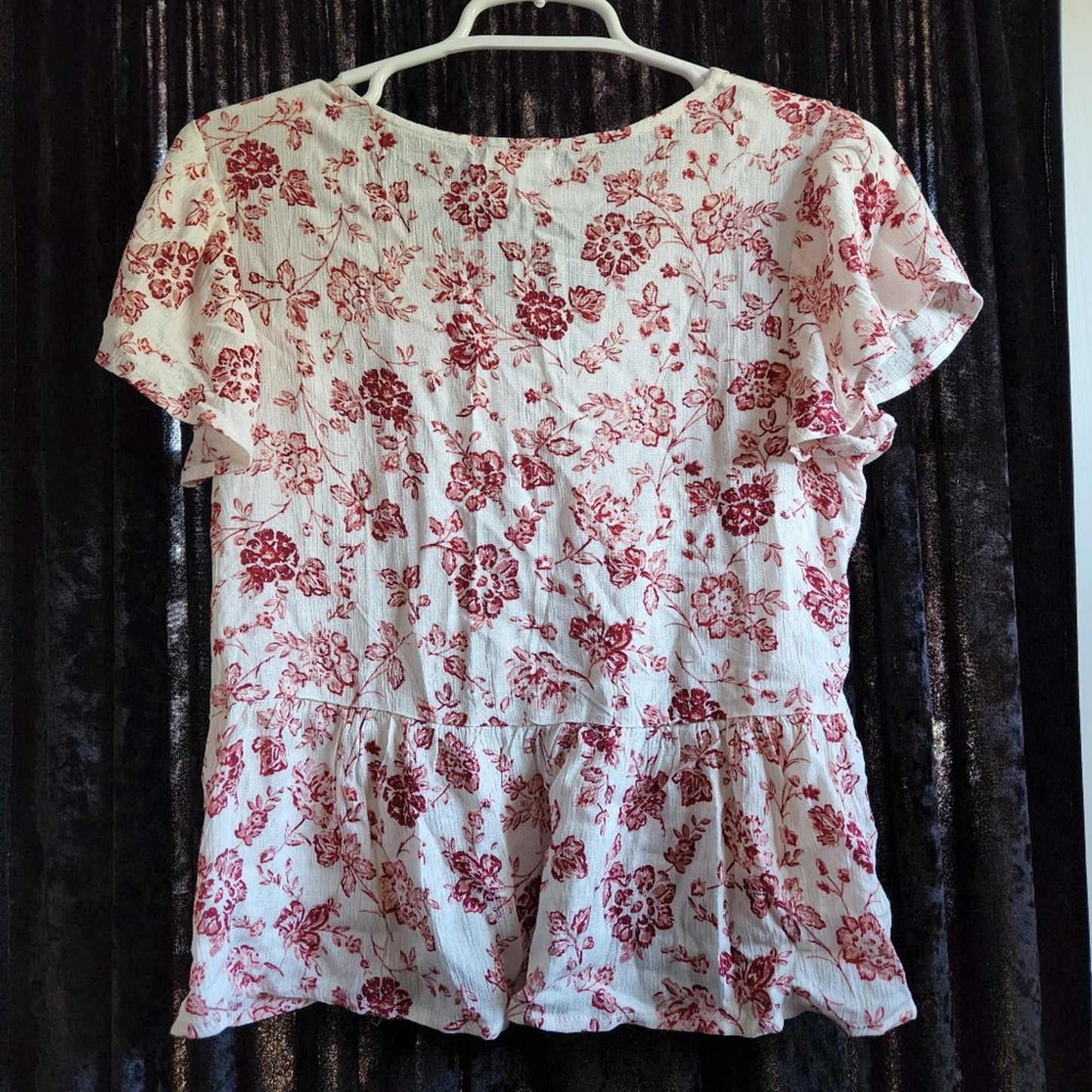 NWT eyeshadow floral boho blouse