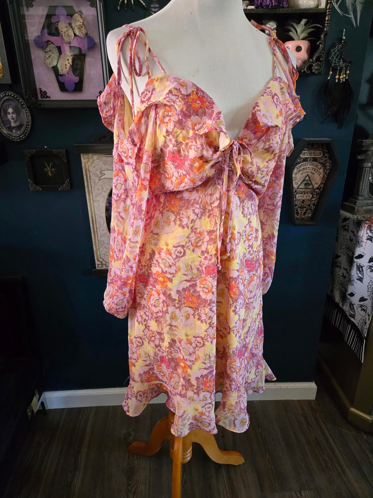 Spring floral cold shoulder dress