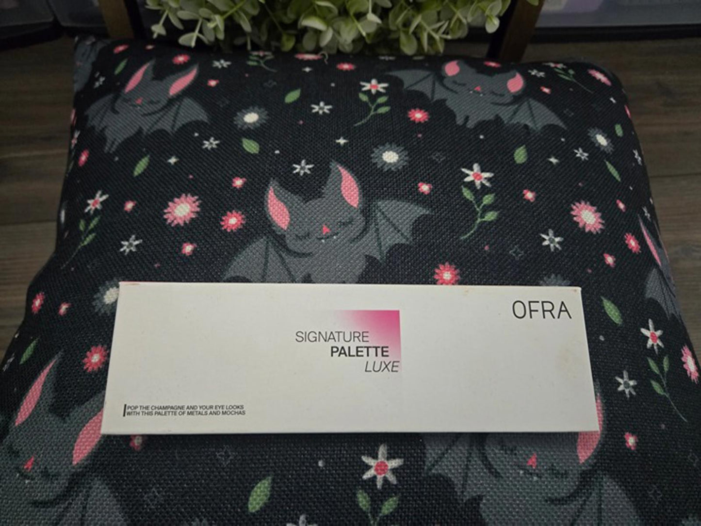 Ofra signature pallete lux champagne makeup