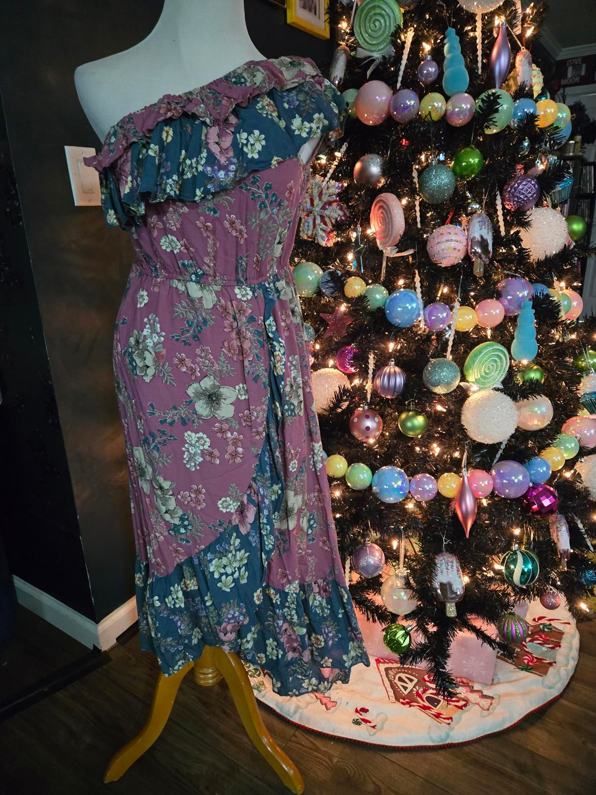 Entro one shoulder floral boho dress NWT