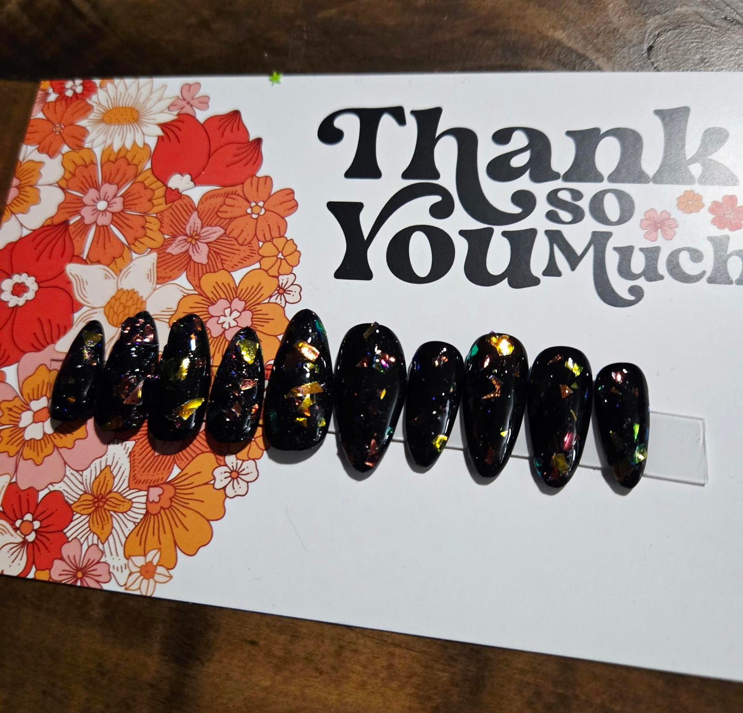 Almond broken glass flakes black press on nails