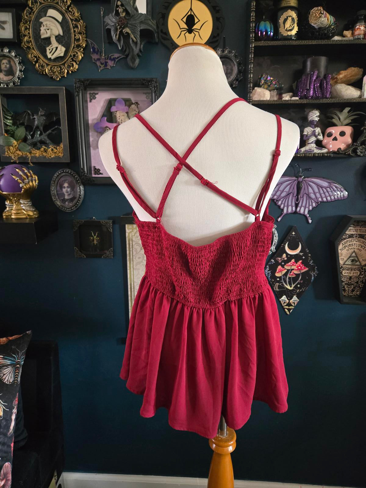 Maroon plunge lace cami top