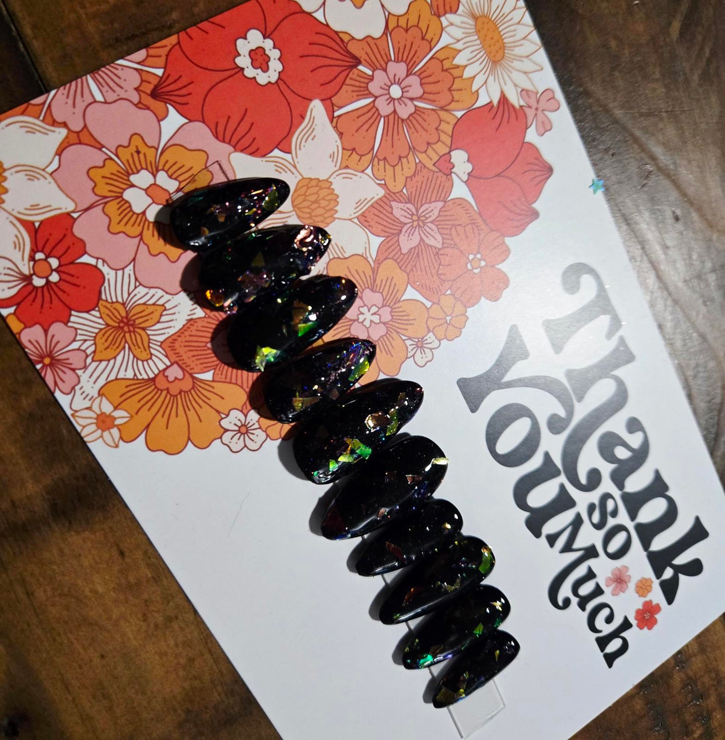 Almond broken glass flakes black press on nails