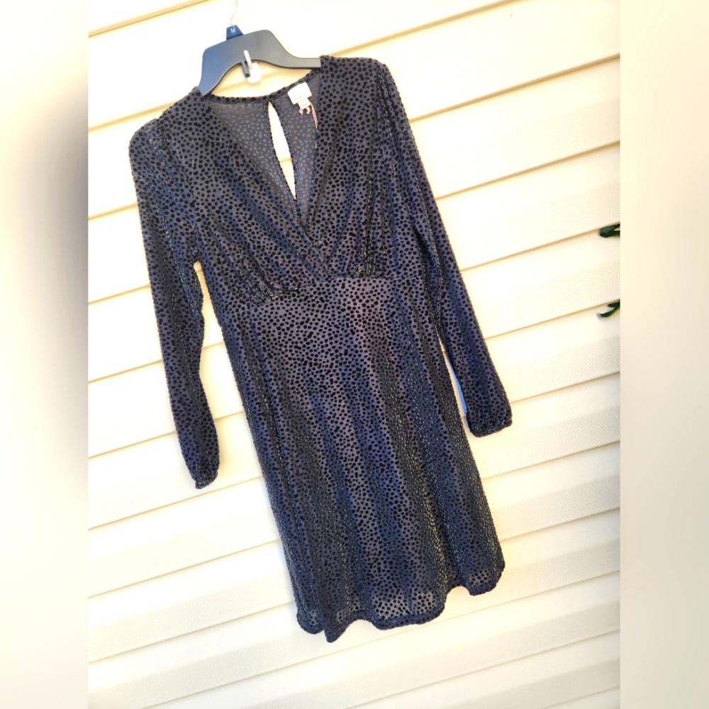 Velour dark green long sleeve flocked dress