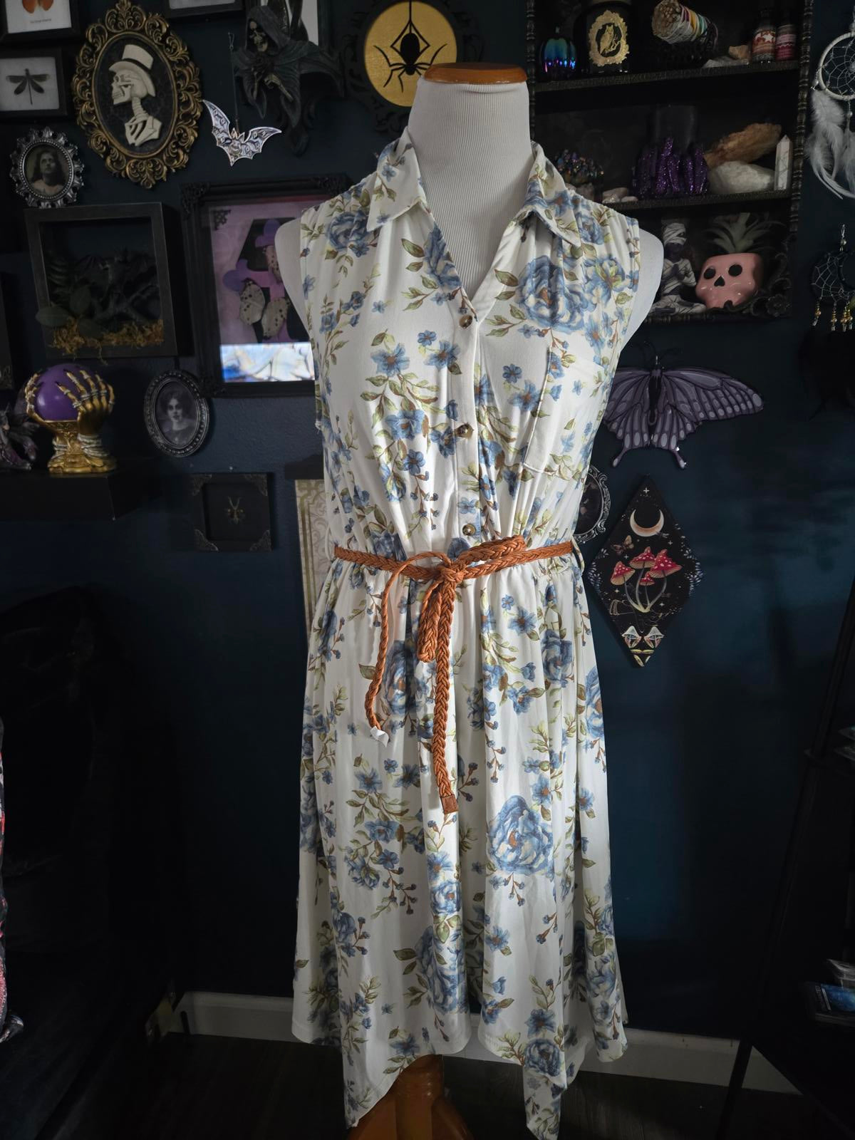 beautiful floral hi low dress with braided belt NWT