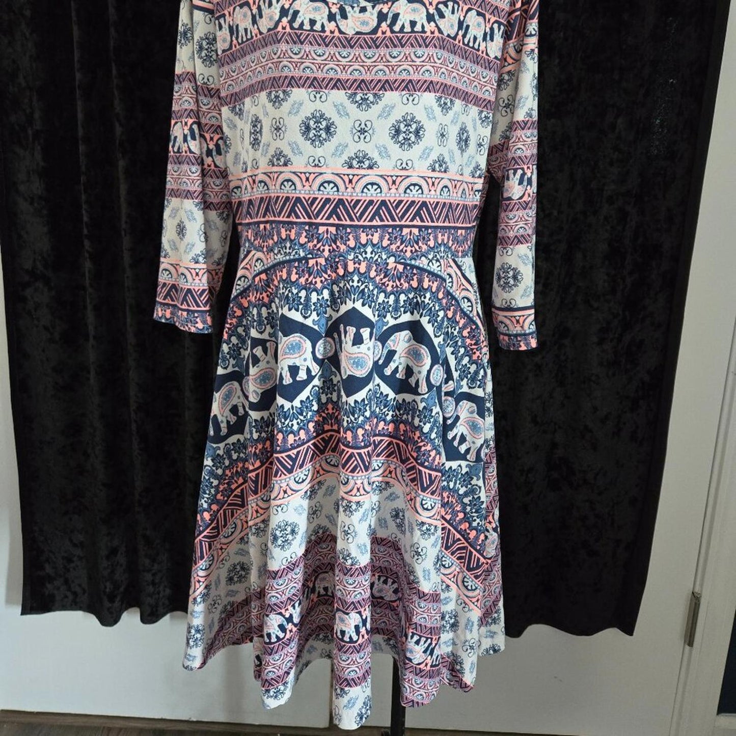 Rue 21 elephant boho print dress