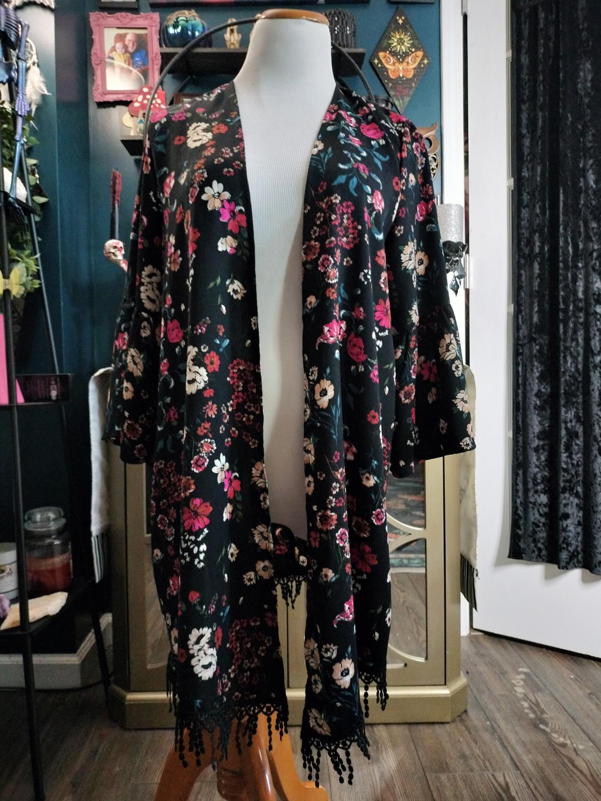 Time and Tru flower kimono floral duster open front cardigan