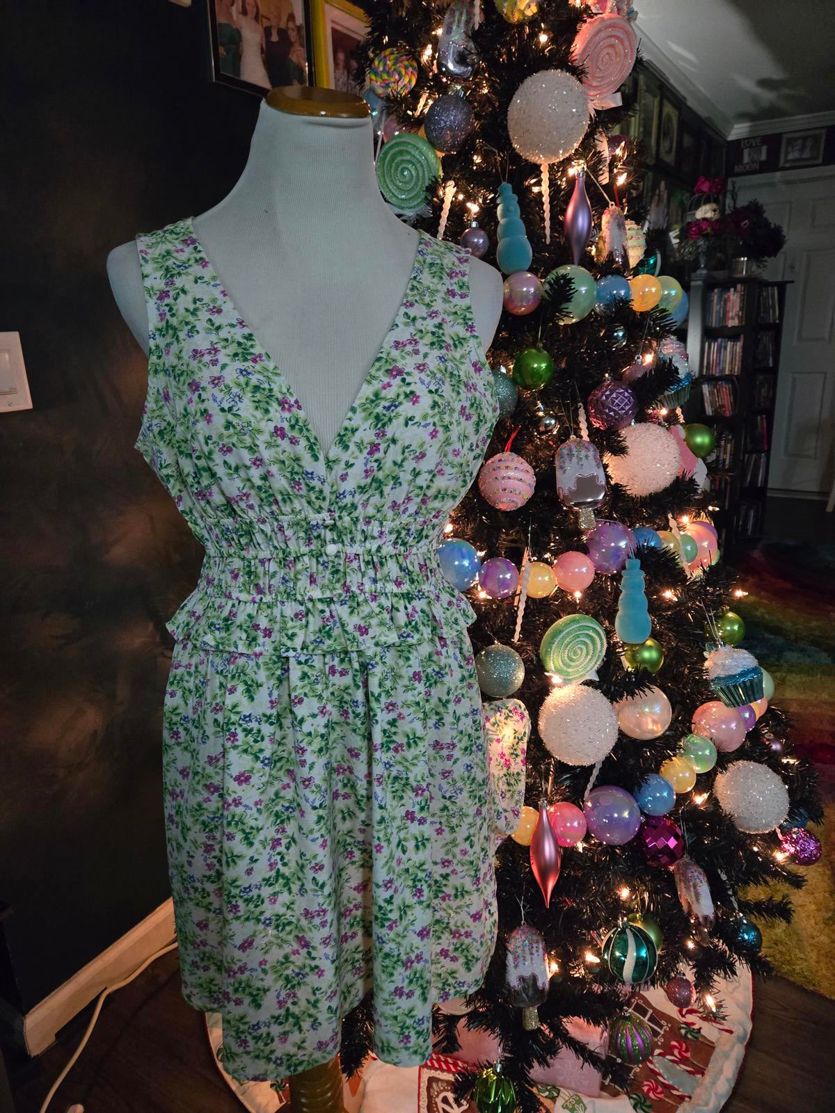 Floral mini dress deep v neck