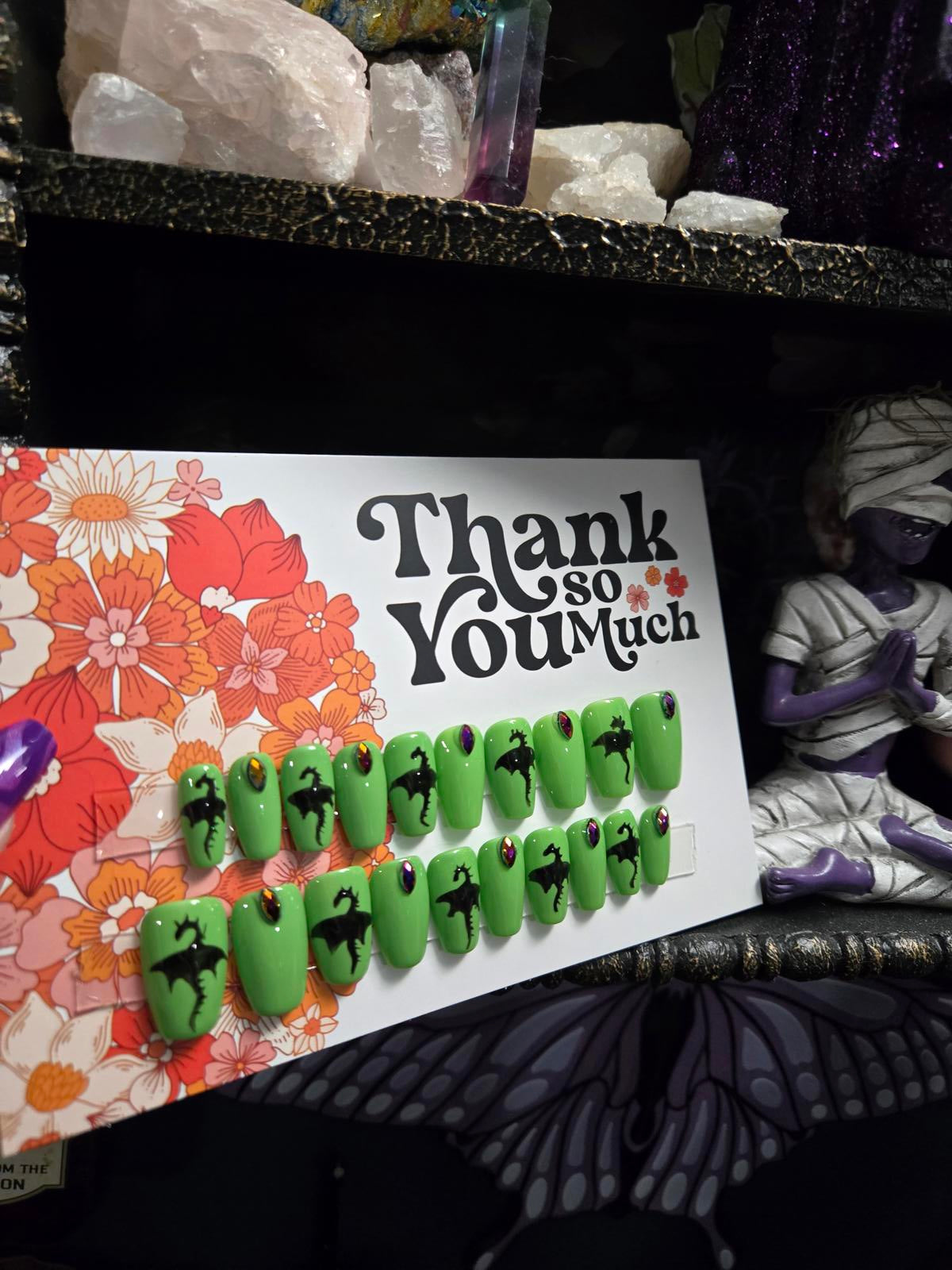 Dragon fantasy 20 piece press on nails custom made