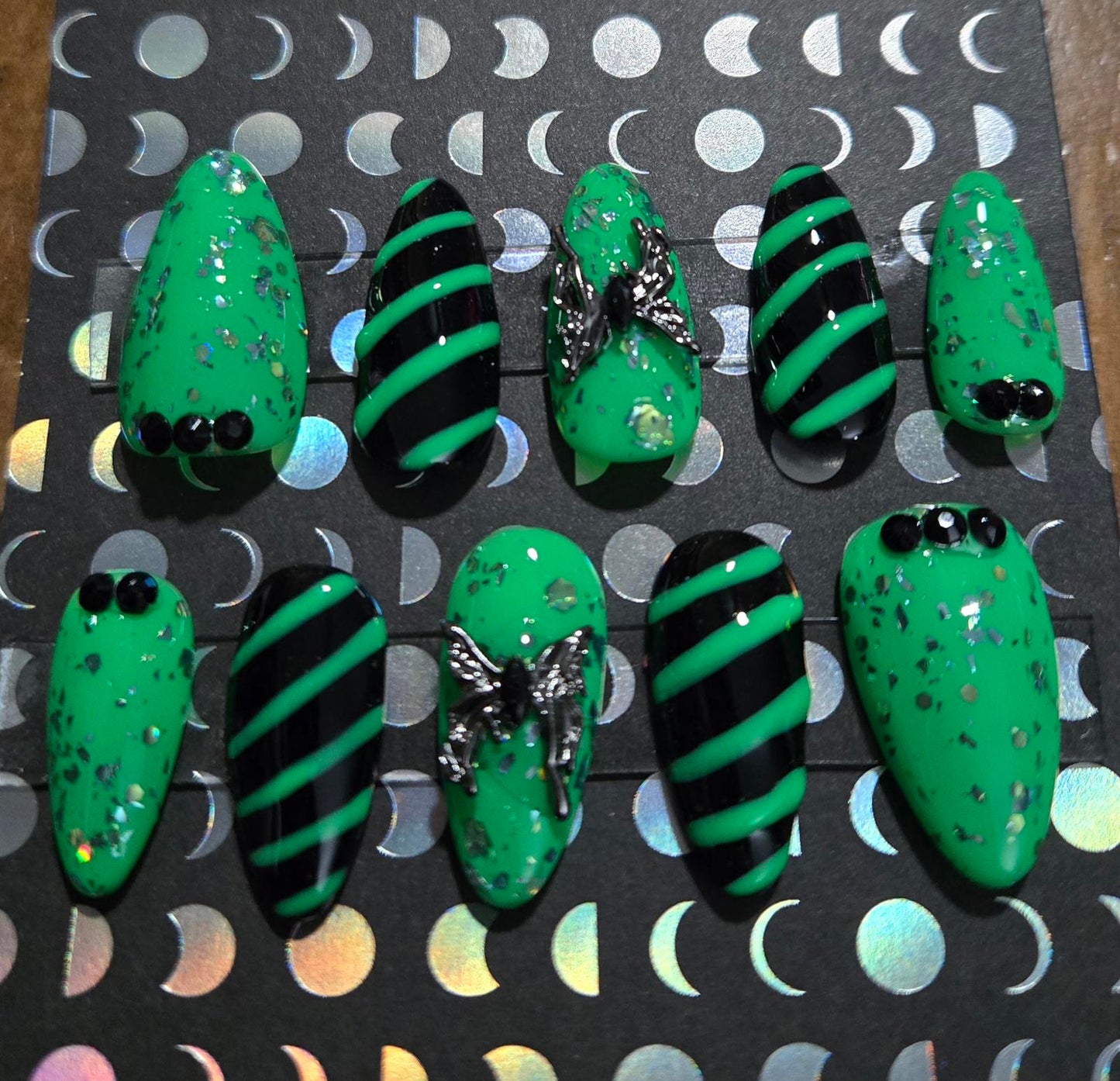 Green and black almond press on nails custom made