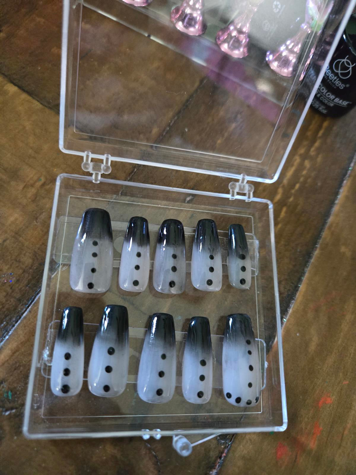 Ombre black dotted nails custom made
