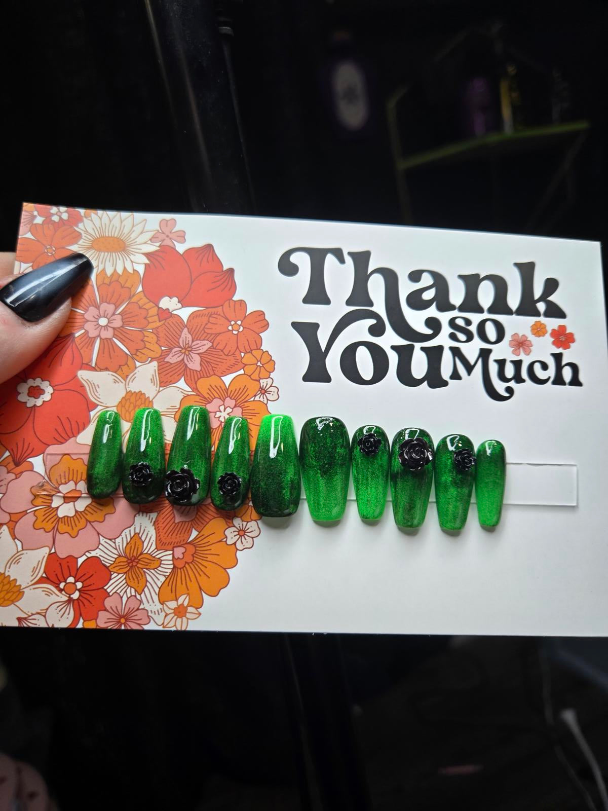 Distressed green and black rose handmade press on nails