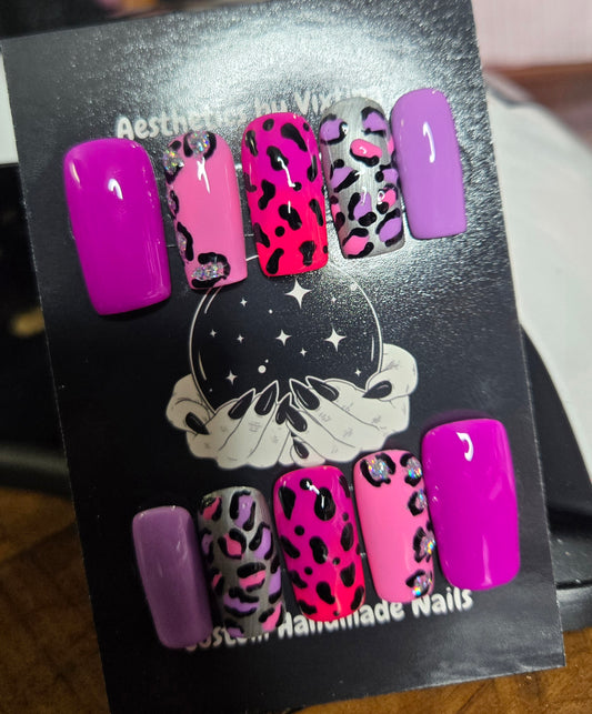 Lisa frank baddie handmade nails