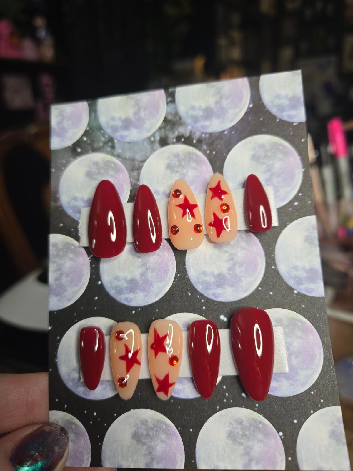 Burgundy red star handmade nails press ons
