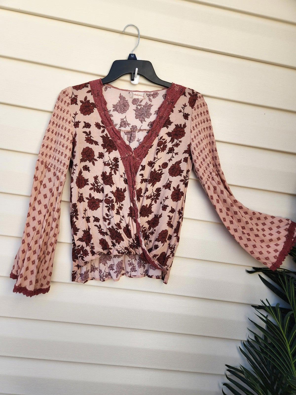 Beautiful altar'd state blouse bohemian