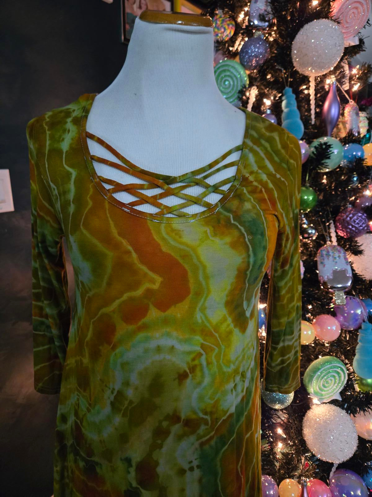 Earthy tie dye 3/4 sleeve dress