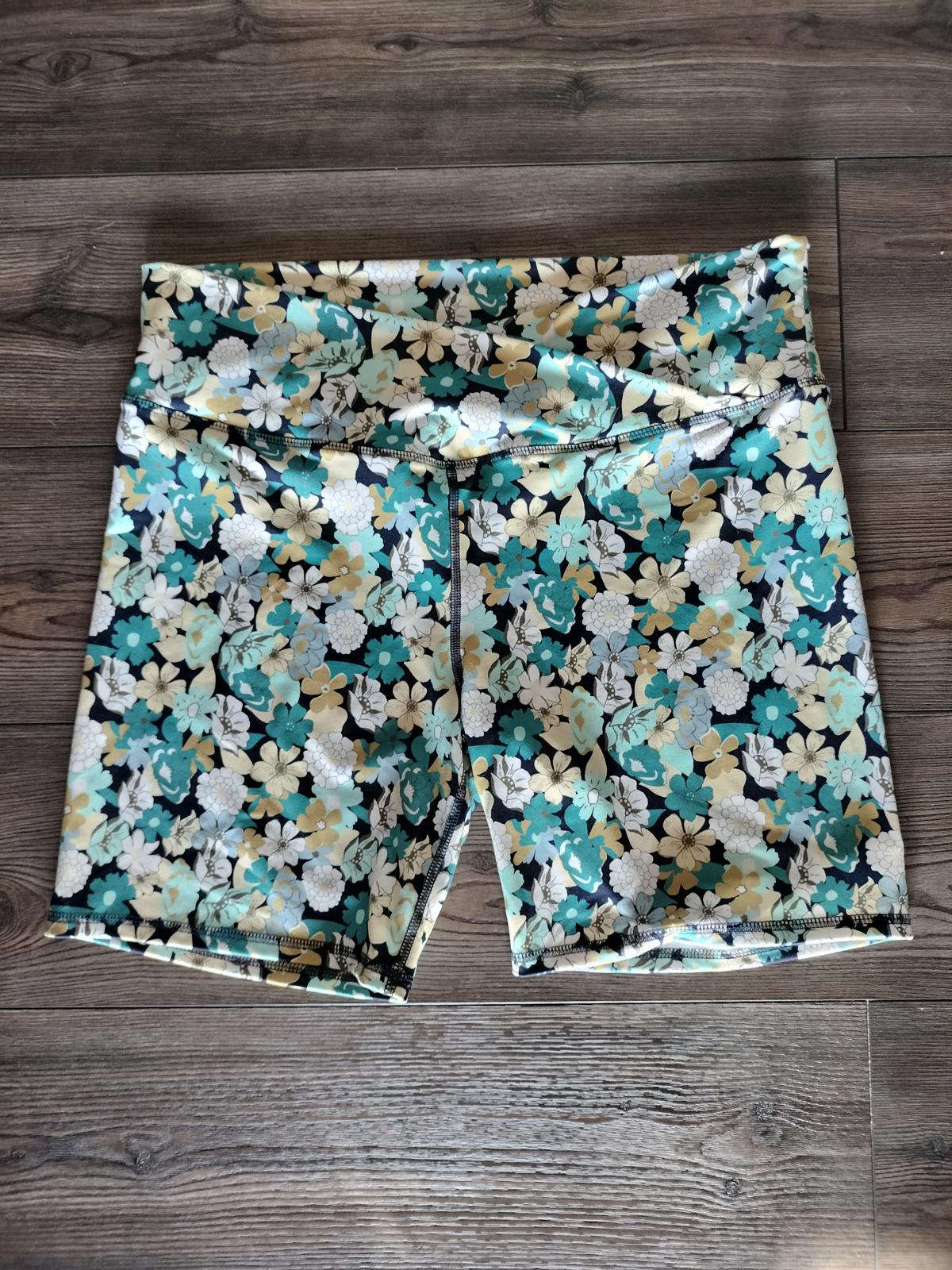 Floral print activewear biker shorts