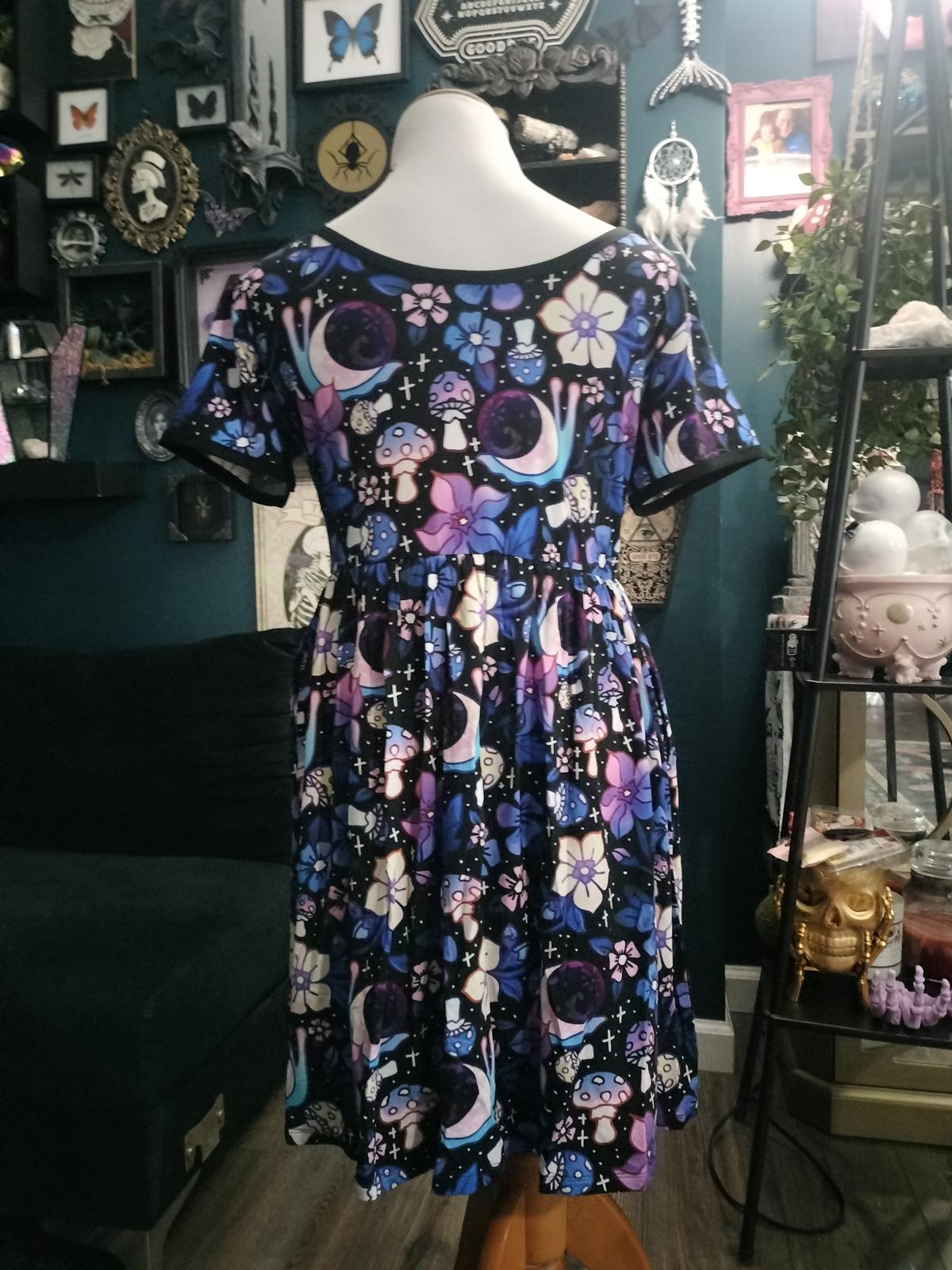 NWT Hex reject moon flower twirl dress