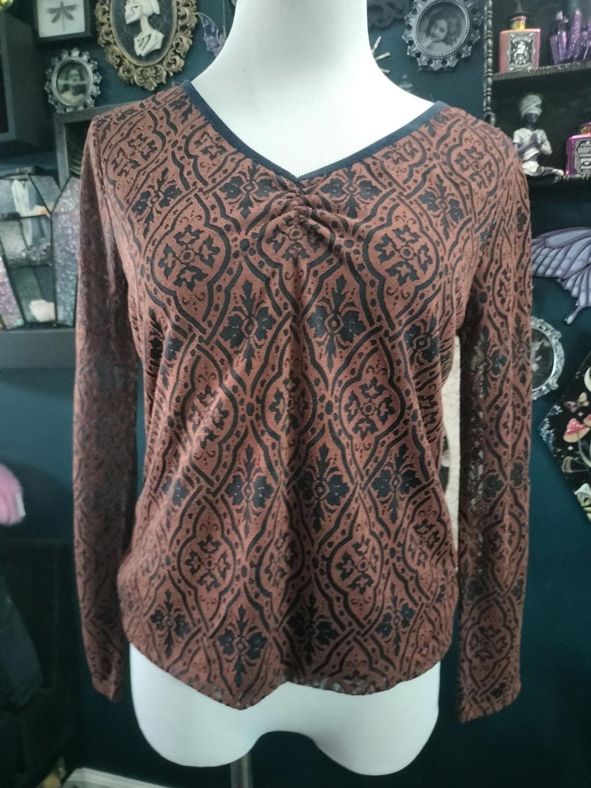 Brown long sleeve blouse with back designs Anne Klein