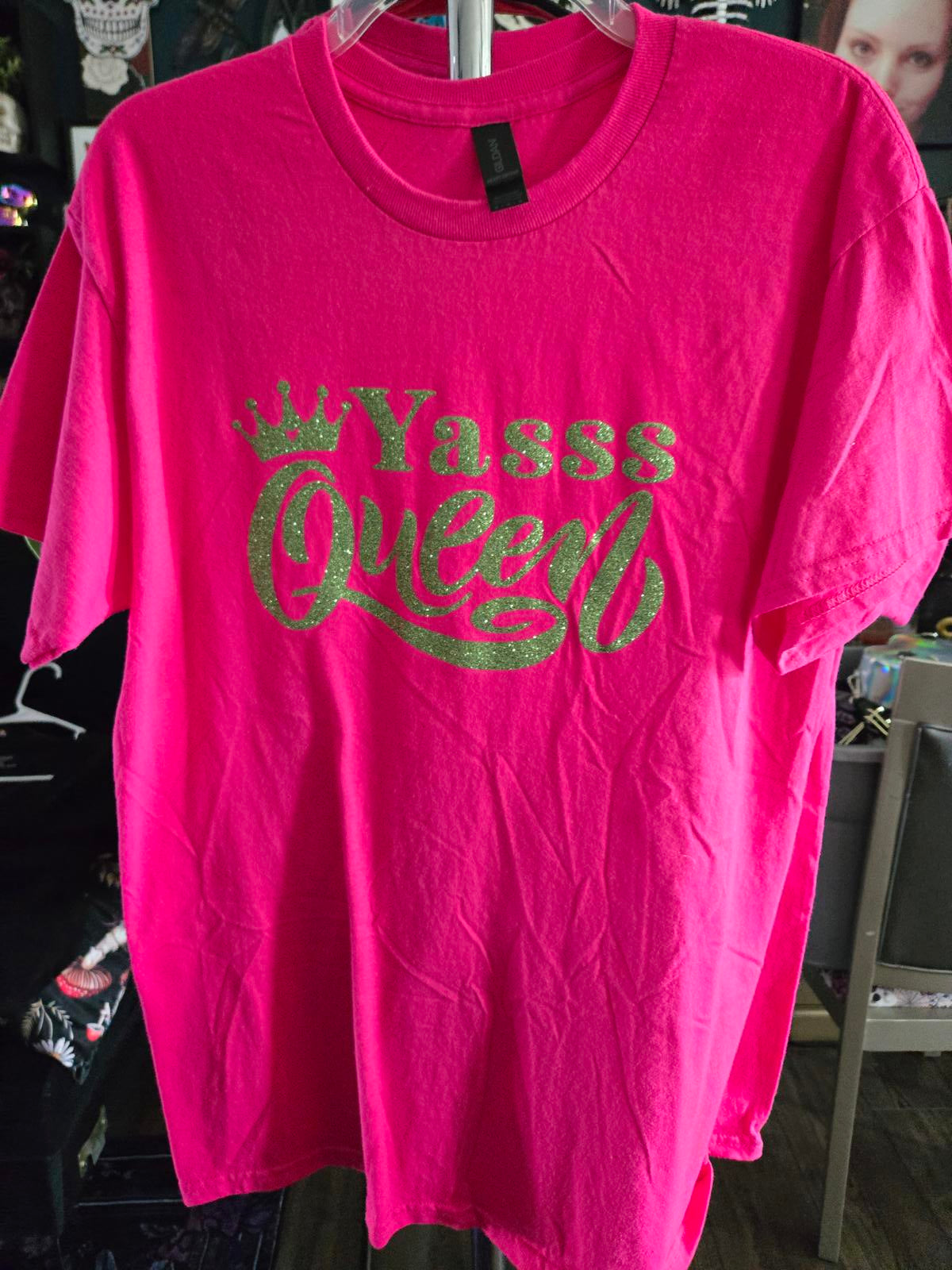 yasss queen pick and green glitter t shirt