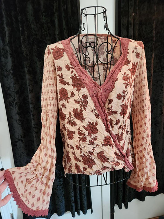 Beautiful altar'd state blouse bohemian