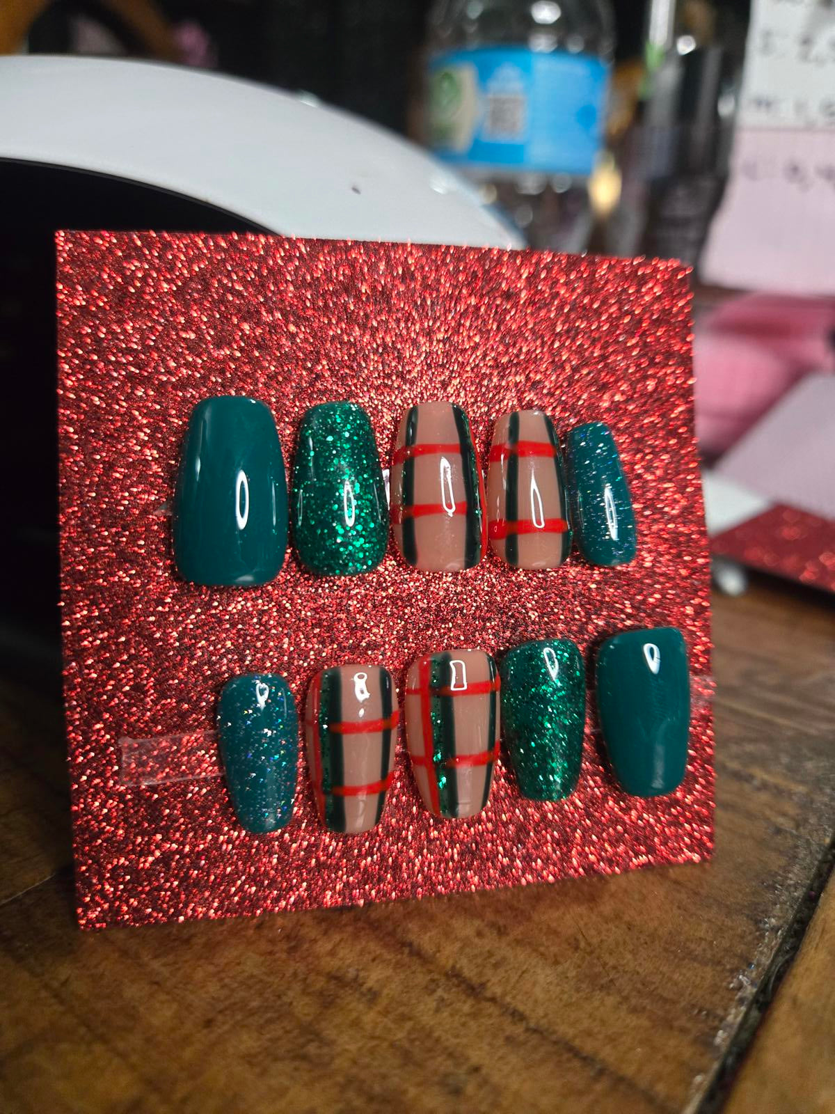 Christmas plaid press on nails custom made