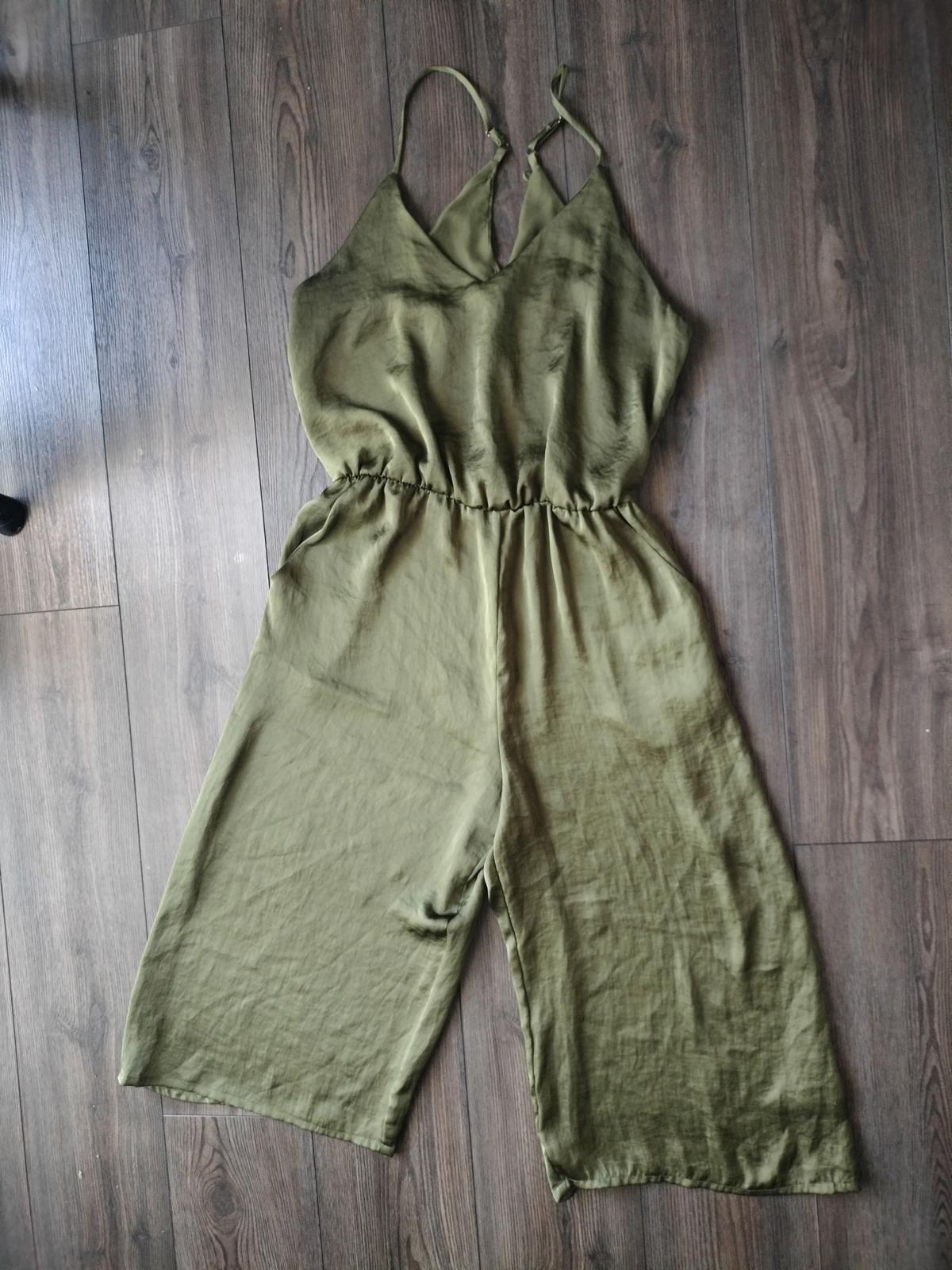 Green jumpsuit romper