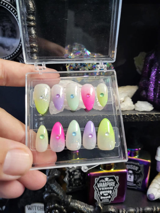 Pastel ombre shorties press on nails custom made