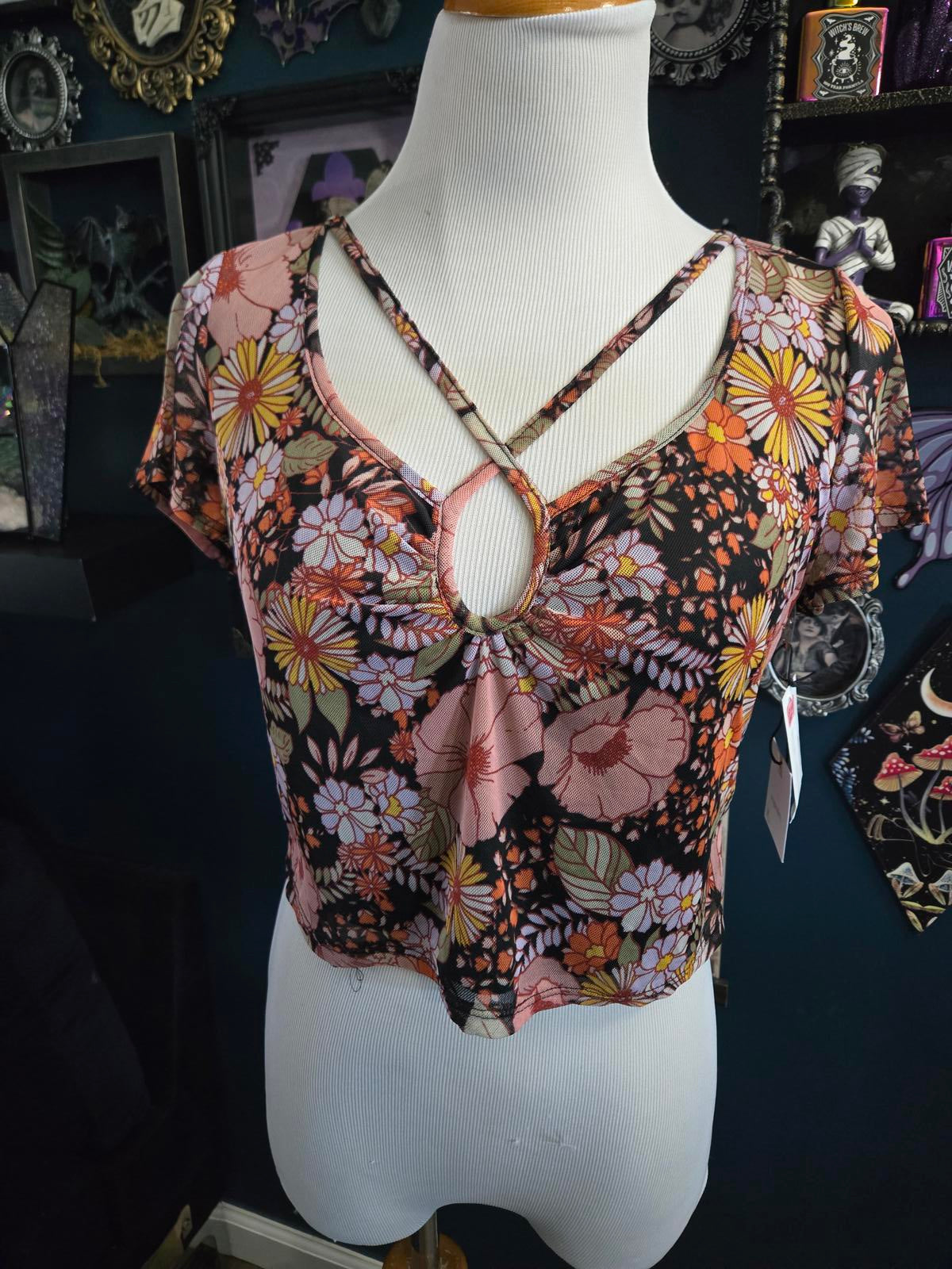 New floral crop top blouse