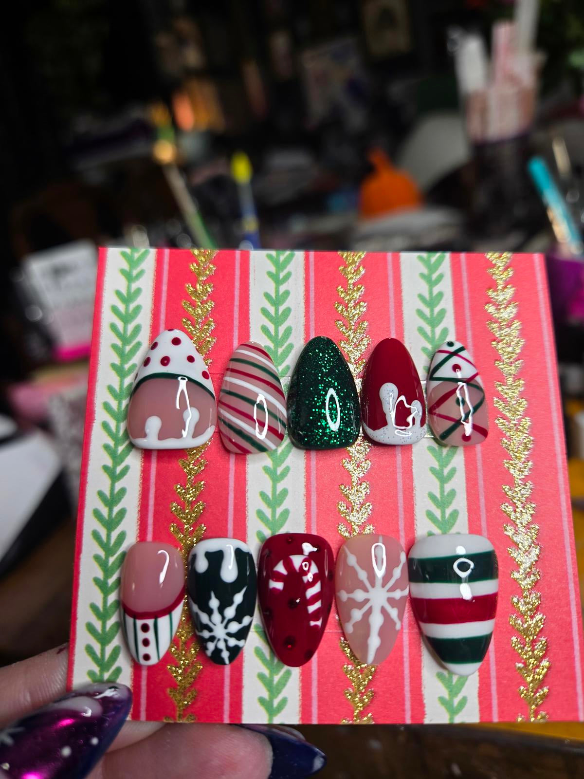 Christmas almond press on nails custom made