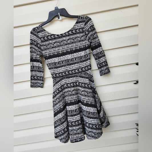 Forever 21 fit and flare geometric print dress