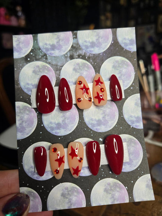 Burgundy red star handmade nails press ons