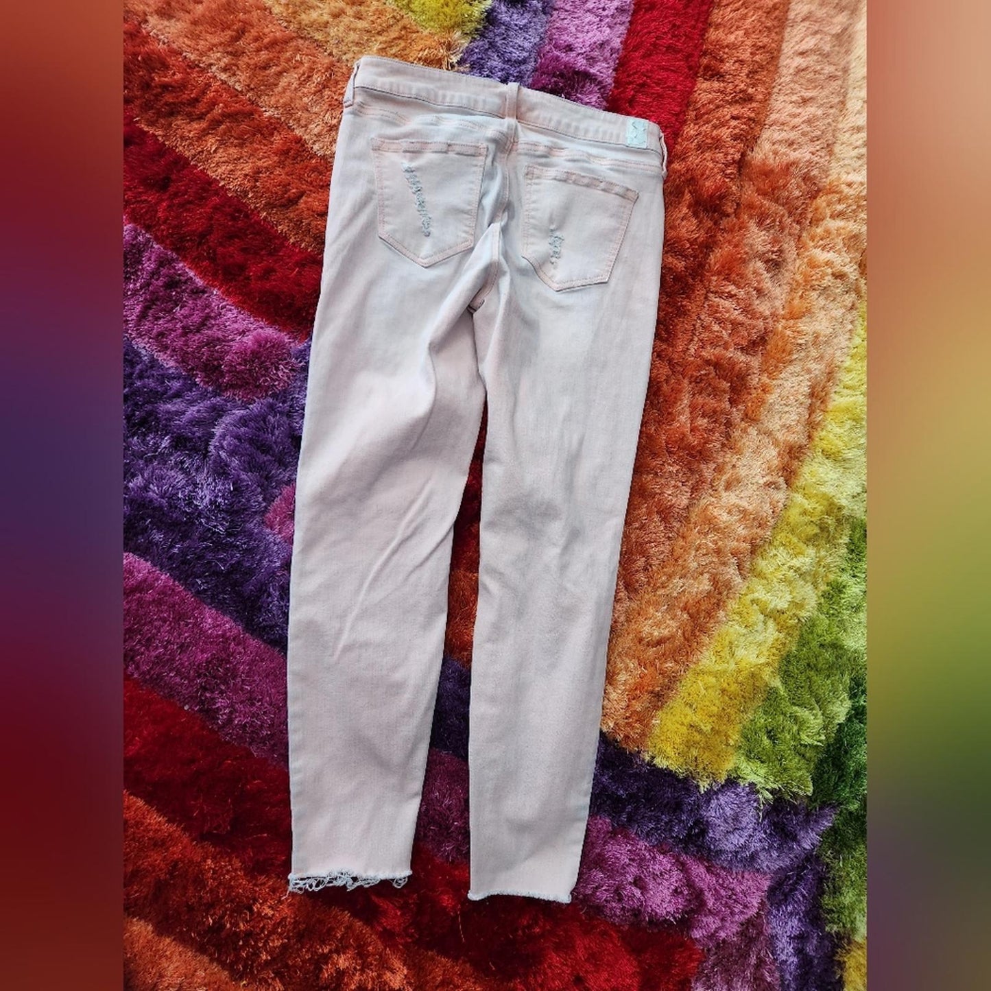 Pink distressed skinny jeans size 9 juniors