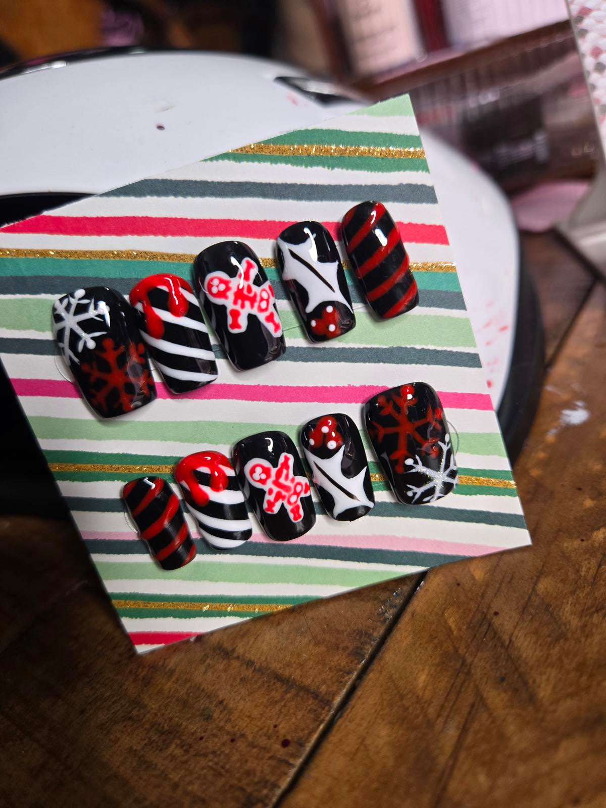 Spooky christmas black and red nails custom made