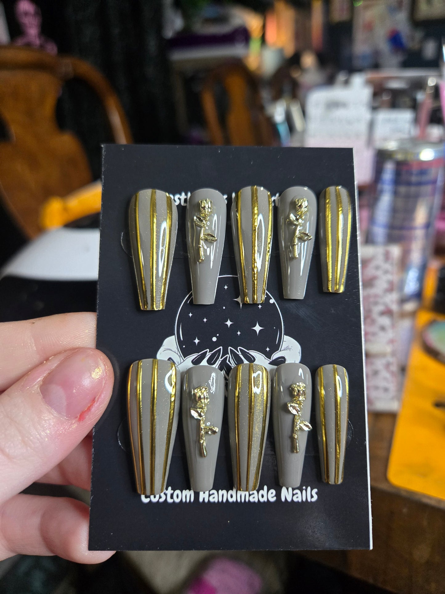 Gold and gray rose coffin nails